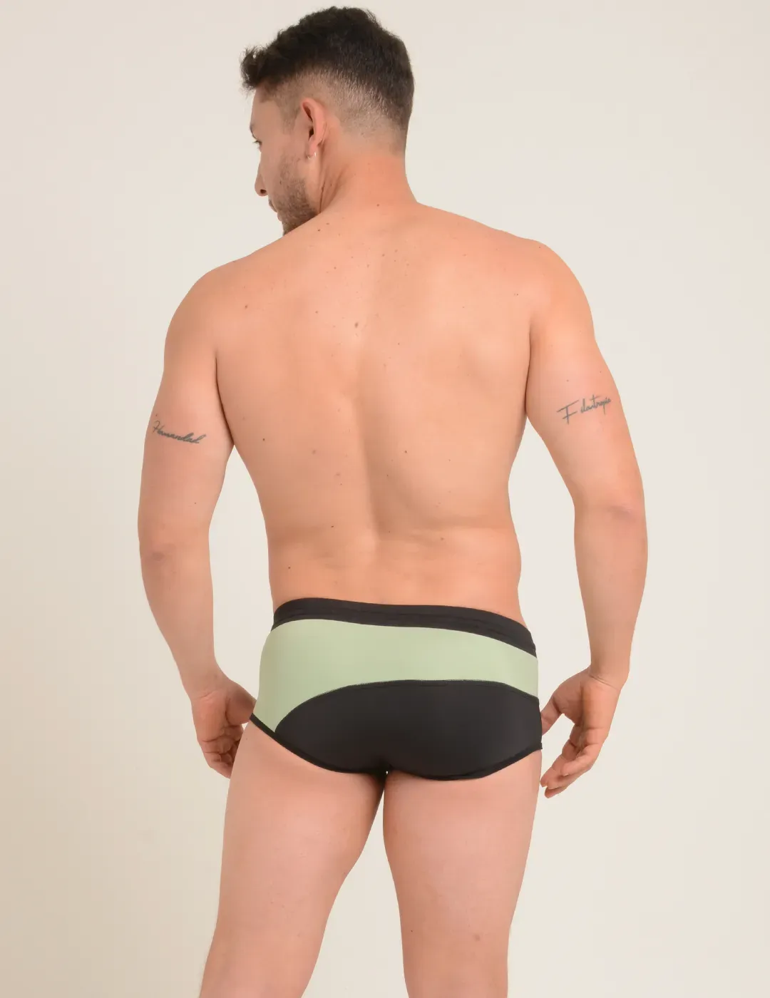 Sunga Watamo - Seratus